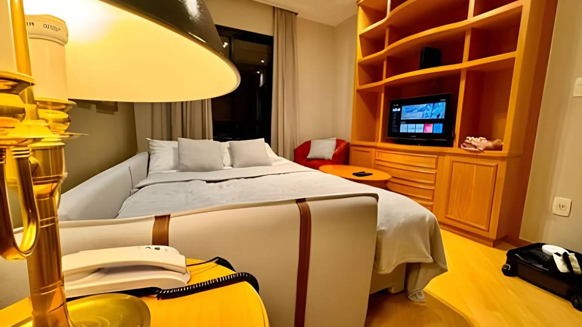 Flats Em Moema: Metro, Wifi, Ar E Manobrista Apartment Sao Paulo