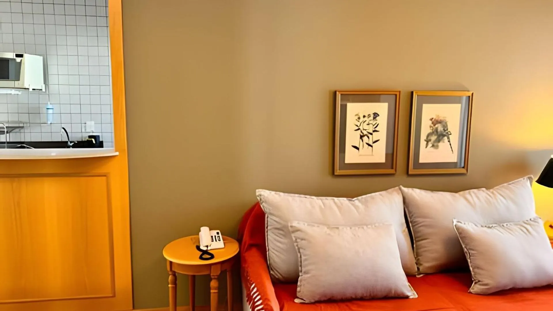 Flats Em Moema: Metro, Wifi, Ar E Manobrista Apartment Sao Paulo Brazil