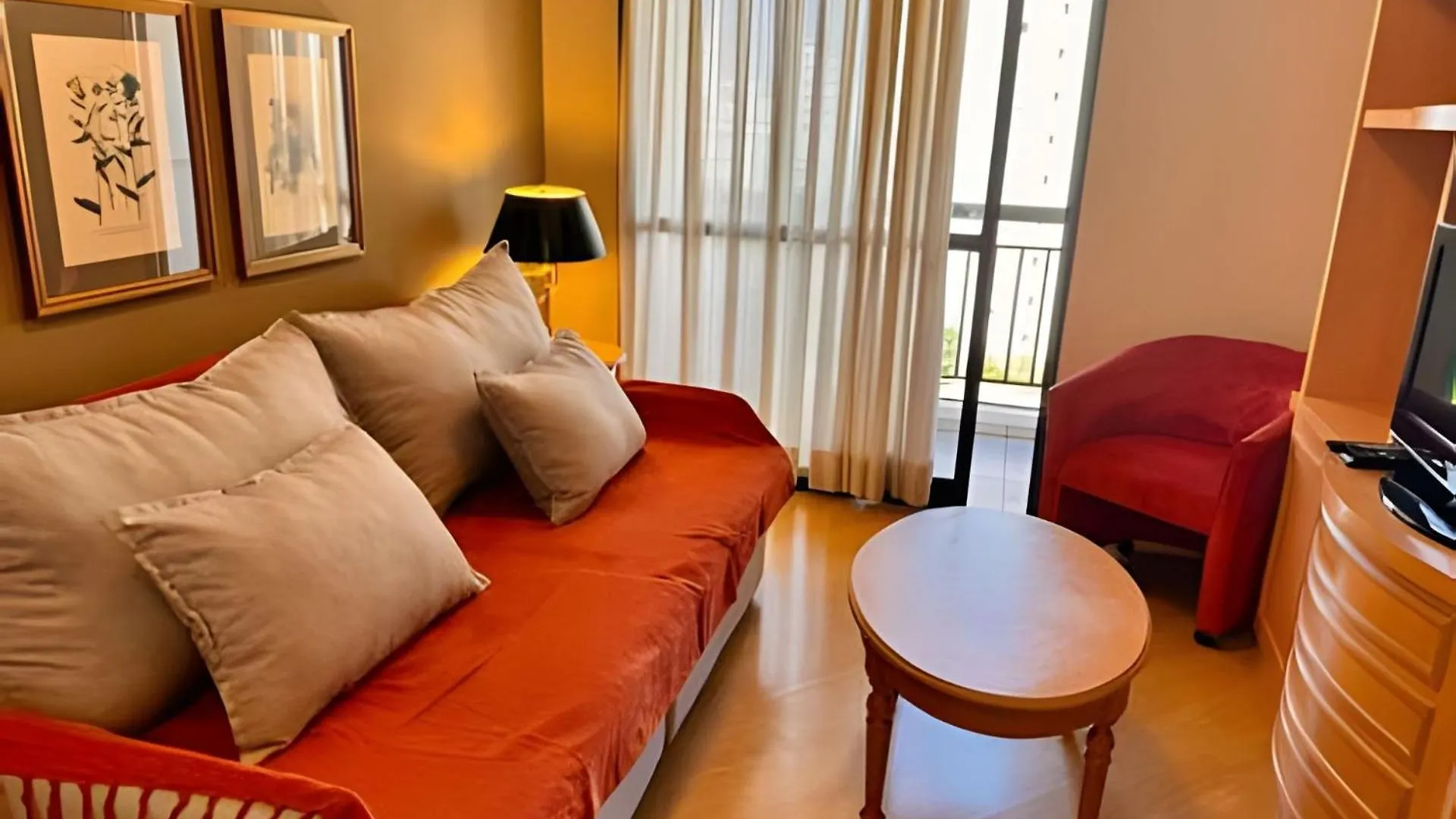 Flats Em Moema: Metro, Wifi, Ar E Manobrista Apartment Sao Paulo