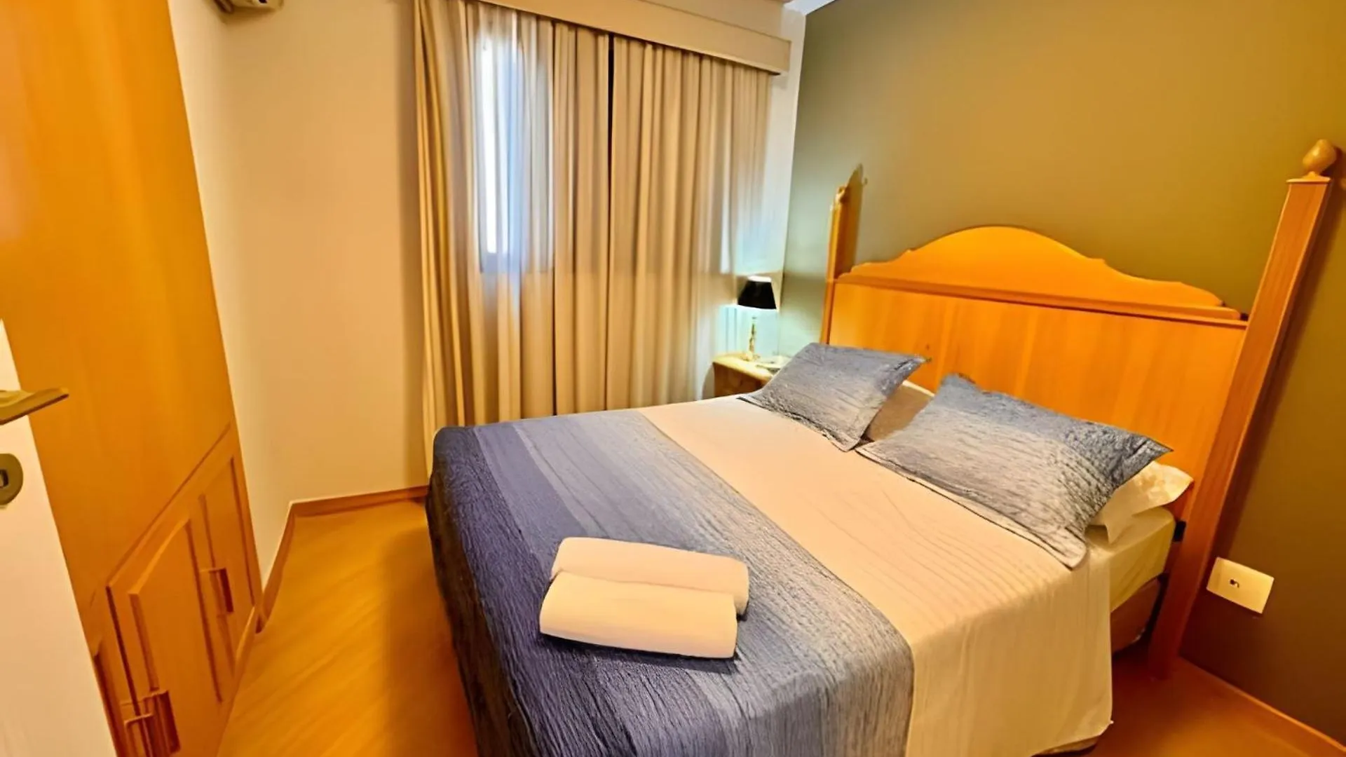 Flats Em Moema: Metro, Wifi, Ar E Manobrista Apartment Sao Paulo Brazil