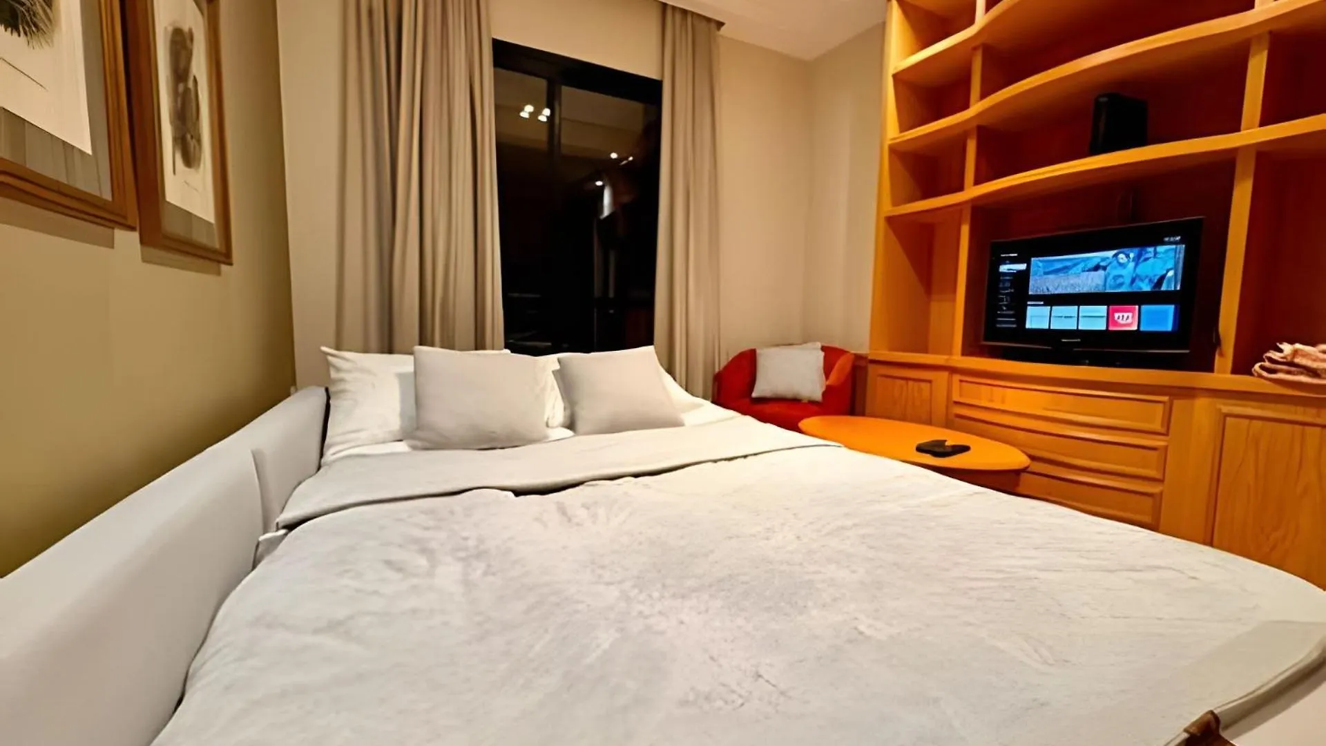 Flats Em Moema: Metro, Wifi, Ar E Manobrista Apartment Sao Paulo Brazil
